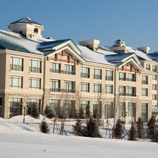 双12大促！【25-26雪季早鸟】3晚/5晚【亚布力ClubMed度假村】一价全包！尊享滑雪通行证&专属柜台，更有专业滑雪课程及教练，吃喝玩乐，无忧入住一键搞定~ 商品图1