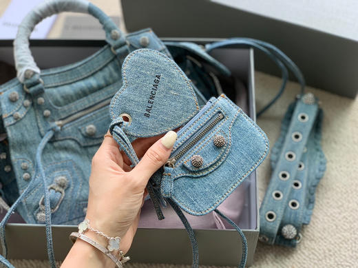 巴黎家新款来啦Le cagole  机车包 商品图9