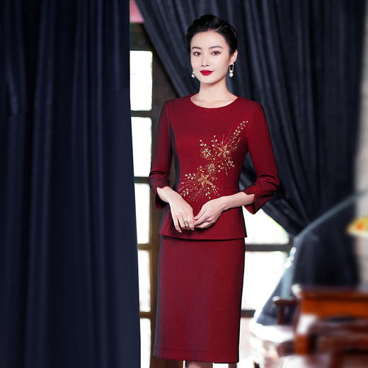 MLY-60889秋季新款年轻款喜婆婆婚宴装结婚礼服红色套装 商品图1
