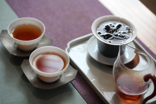 福鼎白茶 2010年白牡丹茶饼  纯有机荒野白牡丹 无药无化肥 自然生长 包邮 |百里食 商品图1