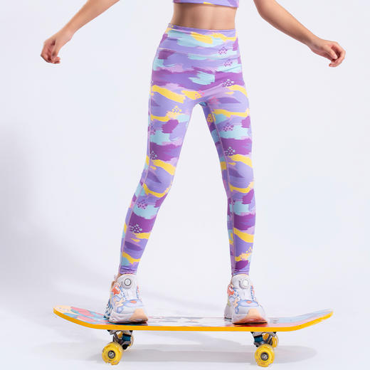 跃牌【欲动春风】儿童系列 新款亲肤涂鸦运动舞蹈训练休闲健身裤23303 商品图3