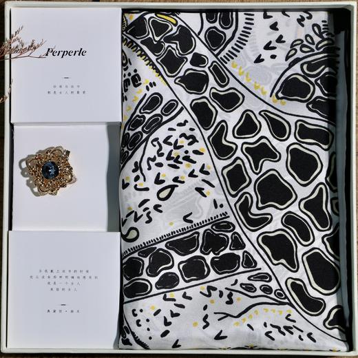 【甄珠贝】高档70*70cm桑蚕丝丝巾和珍珠丝巾扣礼盒套装 商品图2