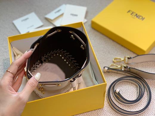 FD MonTresor编织小水桶包 商品图6