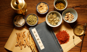  出伏后也要坚持艾灸！先排湿热，再进补！ 