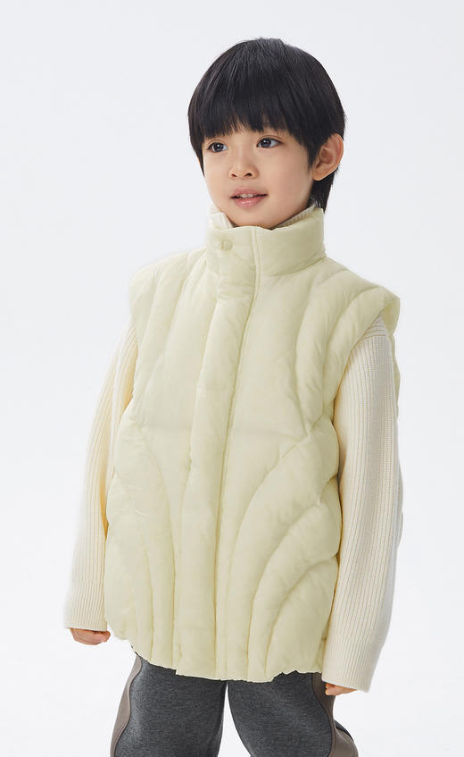 江南布衣童  22年秋款  保暖羽绒马甲  1M9C10620 商品图6