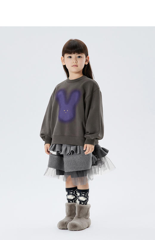 江南布衣童  22年秋款  可爱印花圆领无帽套头卫衣  1M9410320 商品图4