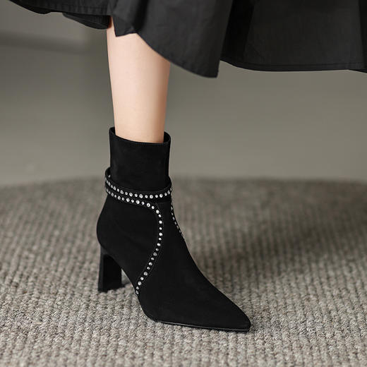 时尚百搭，超级修饰脚型秋冬真皮瘦瘦靴DB-M5366-1 商品图7