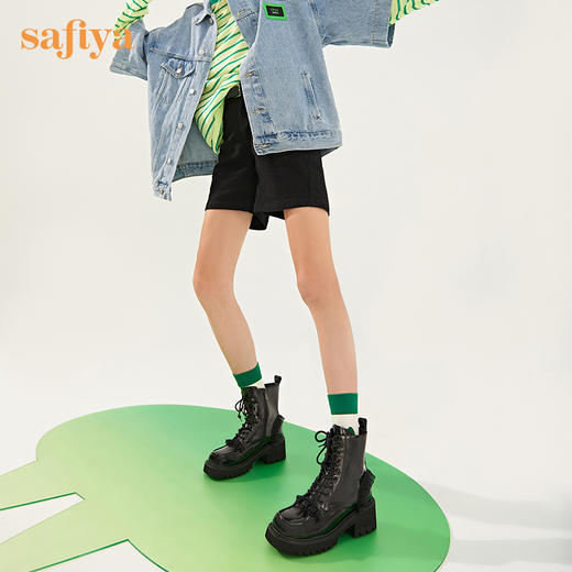 【春节不打烊】Safiya/索菲娅小众超轻底马丁靴2022秋冬新款褶皱花边厚底中跟甜酷机车靴女 SF24116083 商品图5