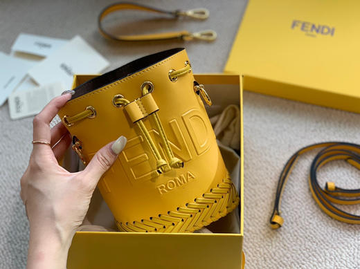 FD MonTresor编织小水桶包 商品图0