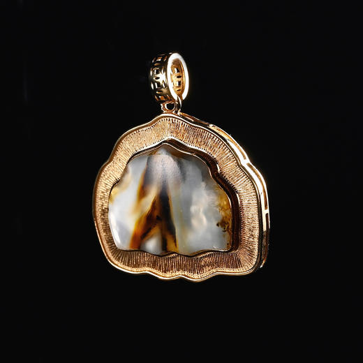 辽代影子玛瑙“白日焰火”项坠 商品图2