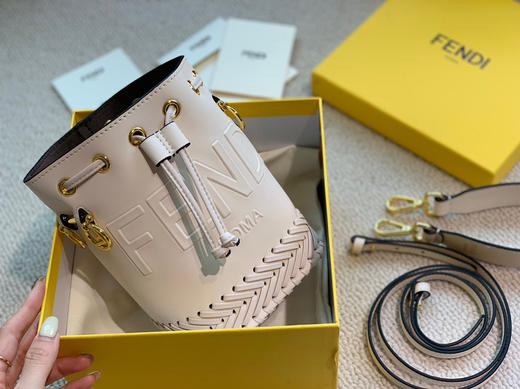 FD MonTresor编织小水桶包 商品图0