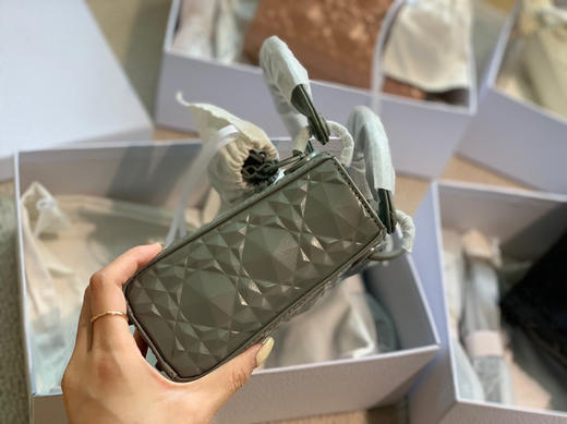 戴妃钻石纹三格17cm 商品图3