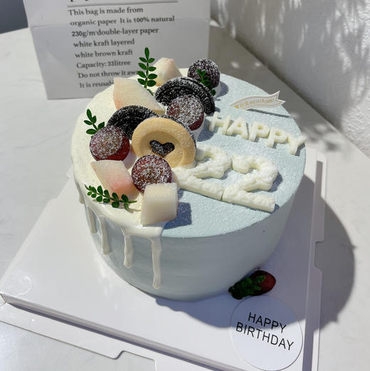 七彩乐园—男士生日蛋糕 商品图0