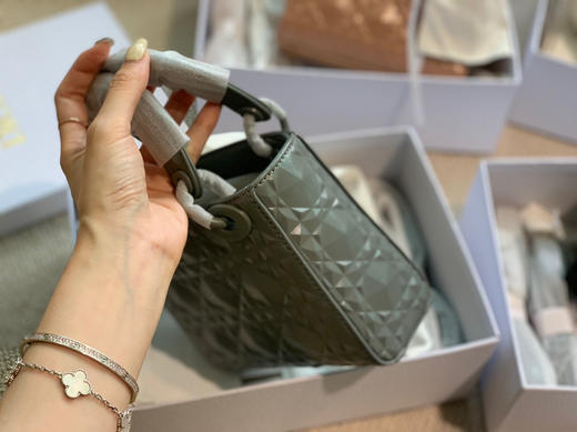 戴妃钻石纹三格17cm 商品图1