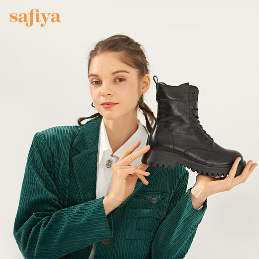 【春节不打烊】Safiya/索菲娅真皮短靴2022冬季新款英伦风机车厚底潮酷马丁靴女 SF24116028 商品图0