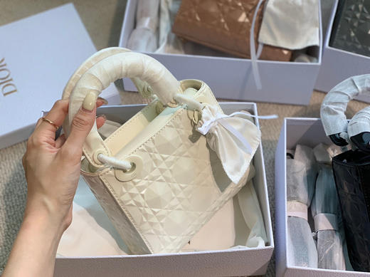 戴妃钻石纹三格17cm 商品图0