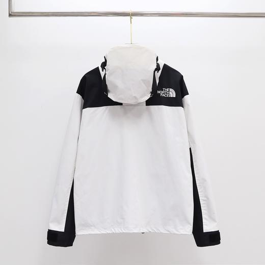 联名冲锋衣外套 商品图1