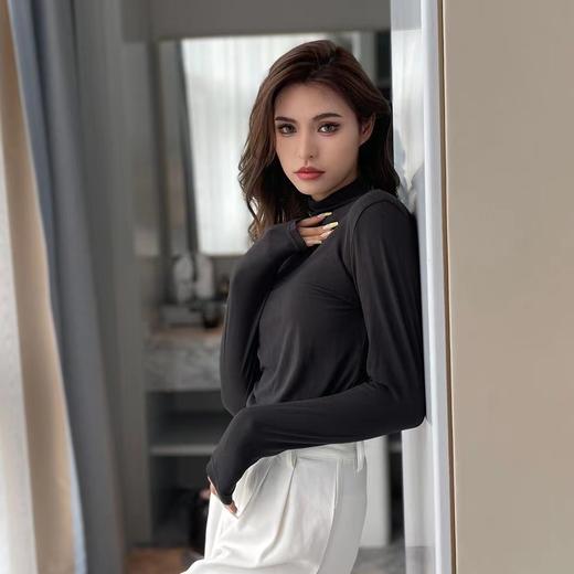 【买一送一！早秋面膜打底衫】超显气质半高领，轻柔暖软，精心设计，举手投足间尽显气场，简约大气，优雅秀气，内搭外穿修身显瘦长袖T恤 商品图4