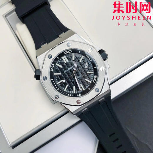 AP爱彼皇家橡树离岸型15710男士运动腕表
机芯：搭载进口西铁城 商品图3