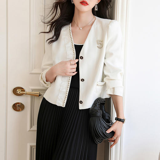 秋季新款，轻奢小众设计感小外套+气质百褶裙时尚套装两件套HR-QSLG247 商品图5