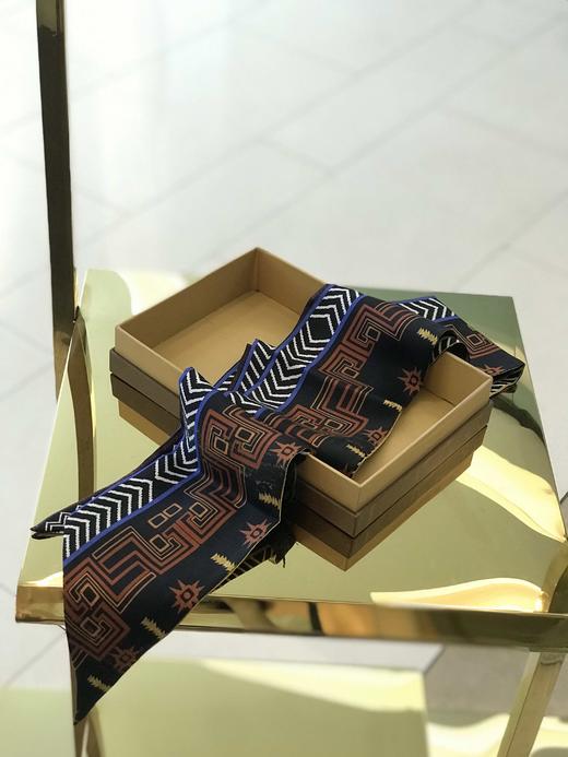 优品堂《春的律动》100％桑蚕丝双层斜纹长巾 商品图4