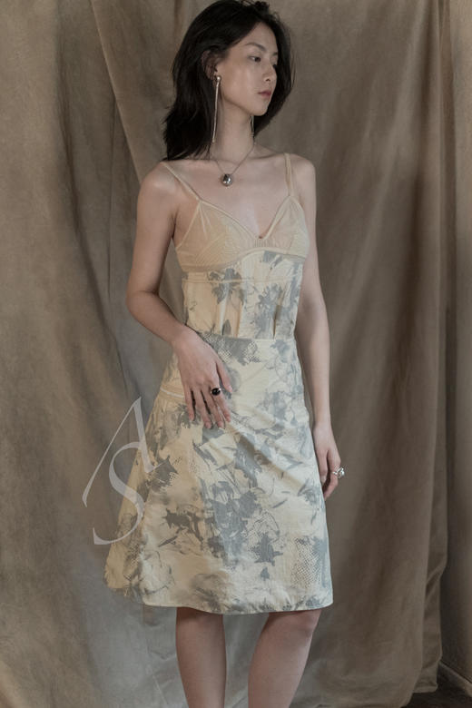 LOW CLASSIC  朦胧水墨花卉A字型半裙 商品图0