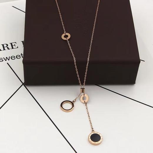 “小金币”锁骨项链 PN0003-816 玫瑰金 小圆环锁骨项链颈袖添香 商品图3