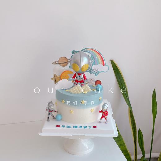 奥特曼玩偶(小玩偶颜色随机搭配)卡通蛋糕-低糖处理无添加 商品图0