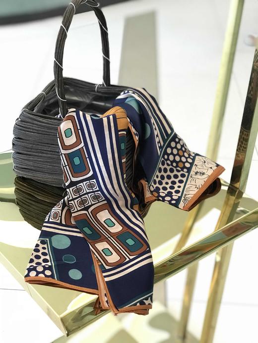 优品堂《花魁方巾》90*90桑蚕丝方巾 商品图6