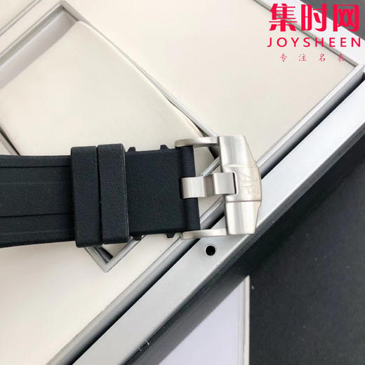 AP爱彼皇家橡树离岸型15710男士运动腕表
机芯：搭载进口西铁城 商品图9