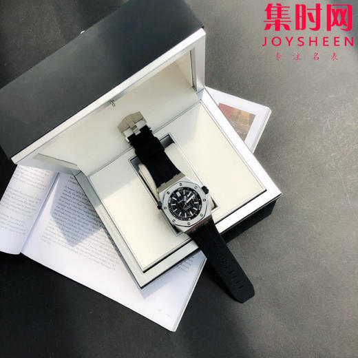 AP爱彼皇家橡树离岸型15710男士运动腕表
机芯：搭载进口西铁城 商品图2