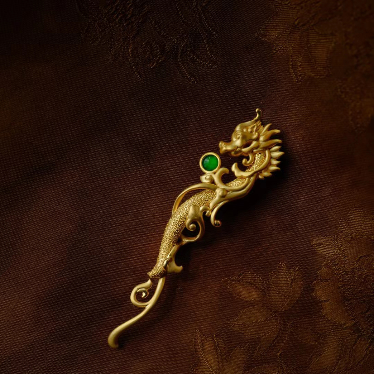 龢盒原创 翡‬翠18k金镶‬蛟龙胸针