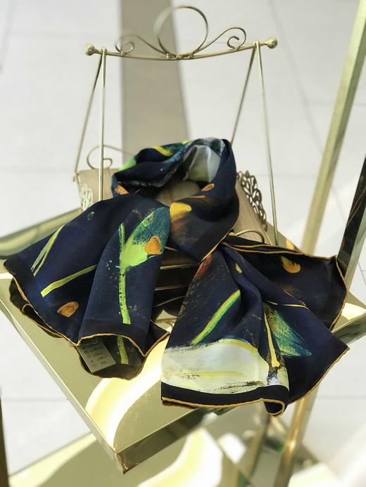 优品堂《清秀高雅》100％桑蚕丝110×110方巾 商品图2