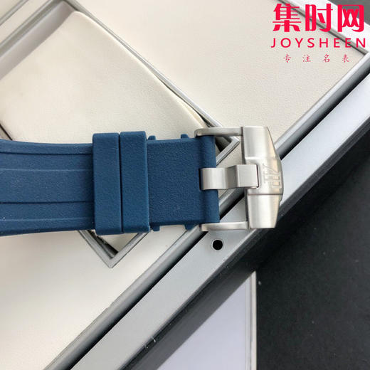 AP爱彼皇家橡树离岸型15710男士运动腕表
机芯：搭载进口西铁城 商品图9