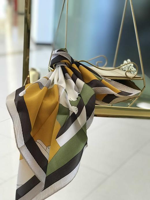 优品堂《缀点》100％桑蚕丝50x50方巾 商品图8