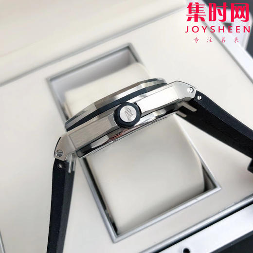 AP爱彼皇家橡树离岸型15710男士运动腕表
机芯：搭载进口西铁城 商品图7