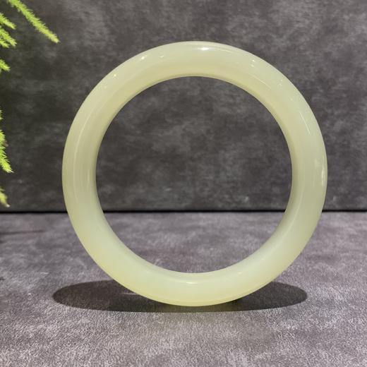 【御珠宫坊】青白玉手镯59mm 商品图0