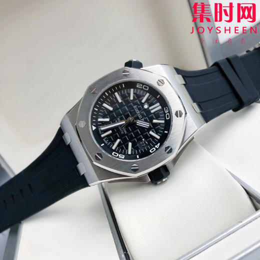 AP爱彼皇家橡树离岸型15710男士运动腕表
机芯：搭载进口西铁城 商品图6