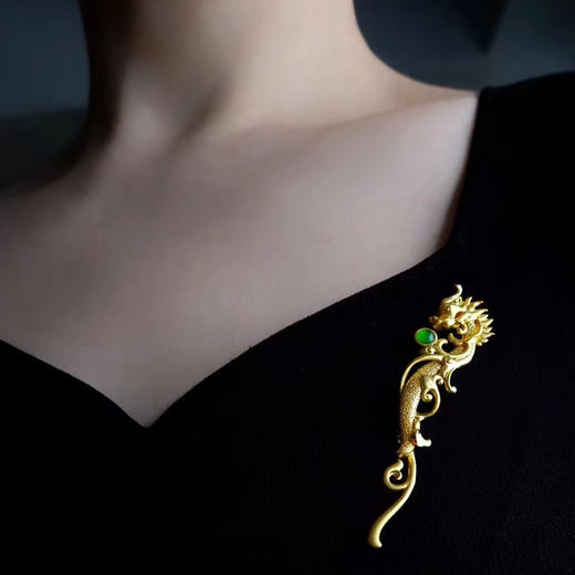 龢盒原创 翡‬翠18k金镶‬蛟龙胸针 商品图3
