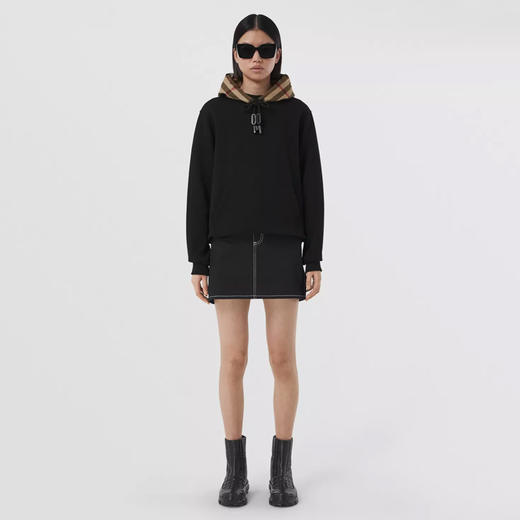 【一】BURBERRY 巴宝莉 女士格纹连帽棉质大廓形连帽卫衣 黑色 8050951 A1189 商品图3