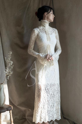 Paco Rabanne 米白色高领蕾丝长袖连衣裙