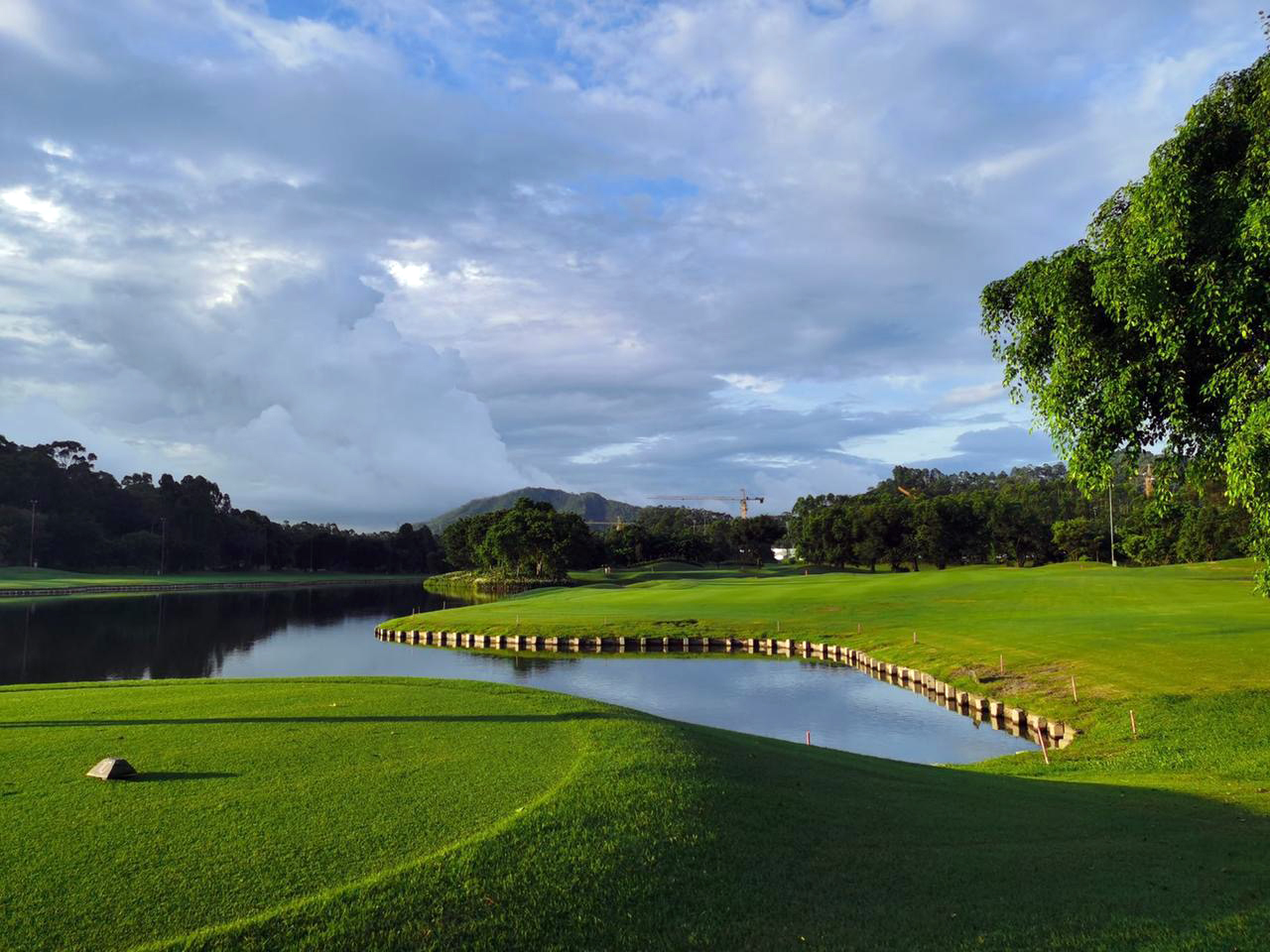 2024年 广东东莞峰景高尔夫·住打套餐