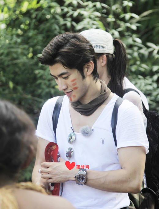 AP爱彼皇家橡树离岸型15710男士运动腕表
机芯：搭载进口西铁城 商品图11