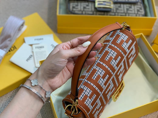 FD最新2022刺绣法棍中号 商品图2