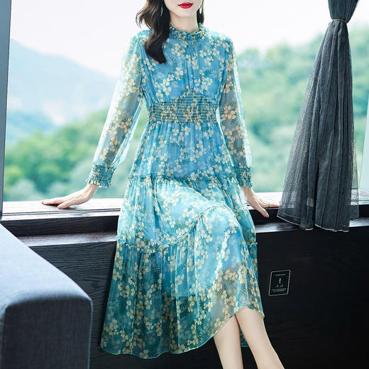 蓝色小碎花真丝印花法式裙 WWM-69286 商品图0