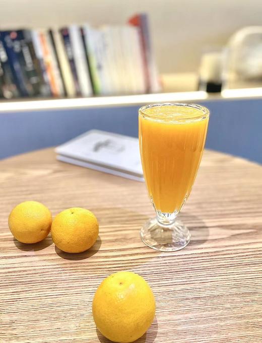 【汐岸会所】鲜榨橙汁 商品图0