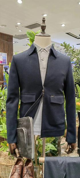 4 F蒙蒂菲尔 夹克