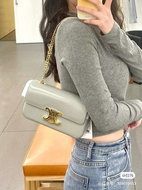 Celin. 凯旋门腋下链条包