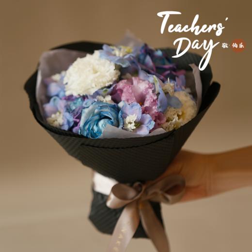 「敬·伯乐」波浪桔梗玫瑰花束 商品图0