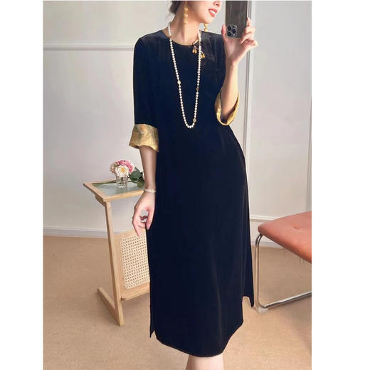 KDS-8917高品质大码胖mm连衣裙早秋新款中式圆领真丝丝绒中长款气质裙子 商品图3